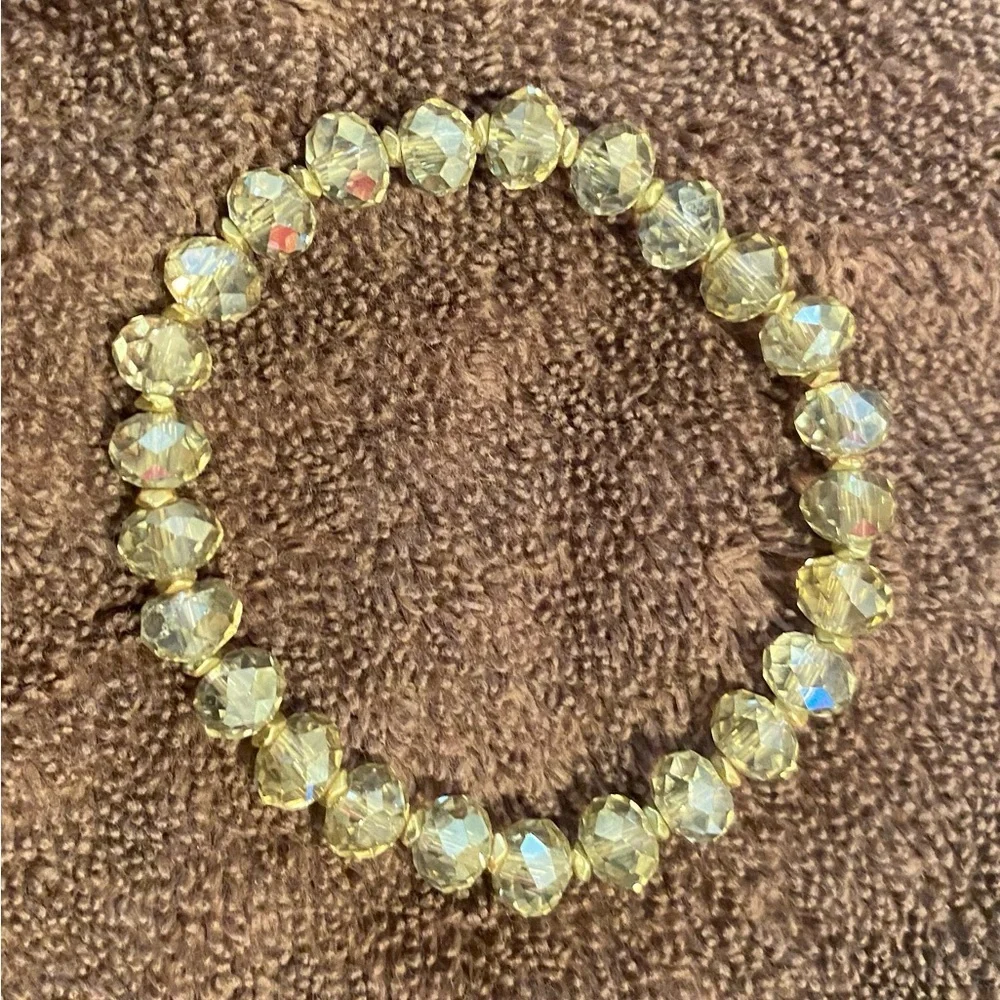 Champagne crystal 8” Bracelet with simple gold spacers